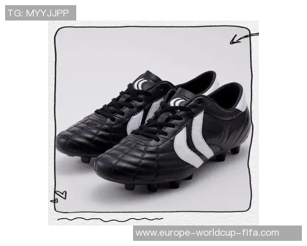 探索ace系列足球鞋的卓越性能与设计理念助你在赛场上尽显风采