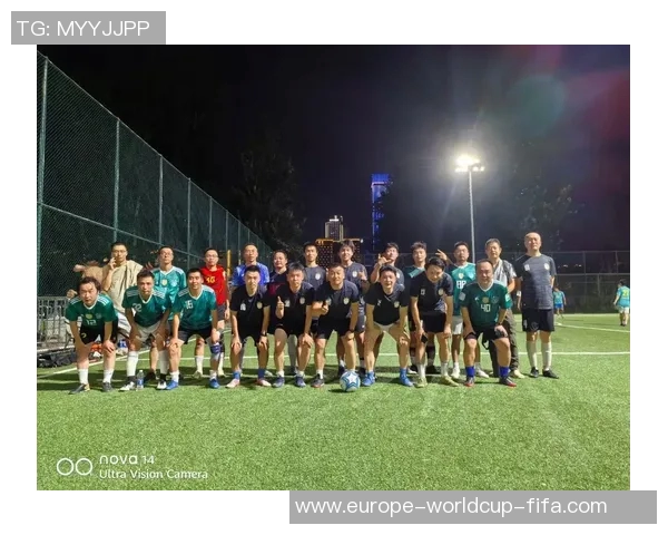 打篮球与踢足球的优劣分析哪项运动更适合你和你的生活方式 打篮球与踢足球的优劣分析哪项运动更适合你和你的生活方式