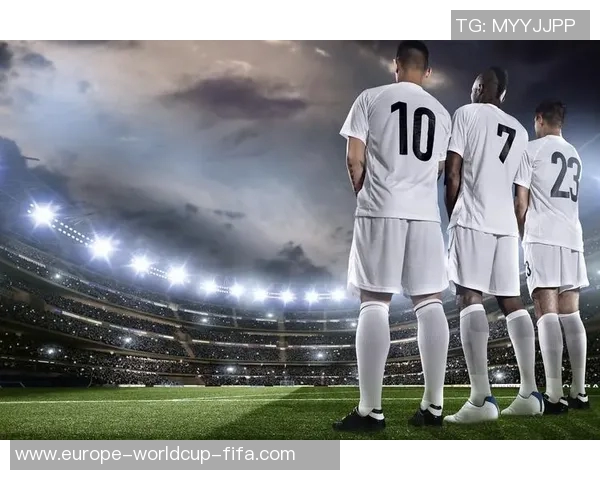 日本60岁足球传奇再续辉煌老将们的坚持与激情展现运动魅力