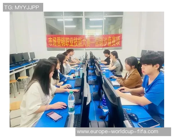 足球经理2014职员系统全面解析与职业发展策略探讨